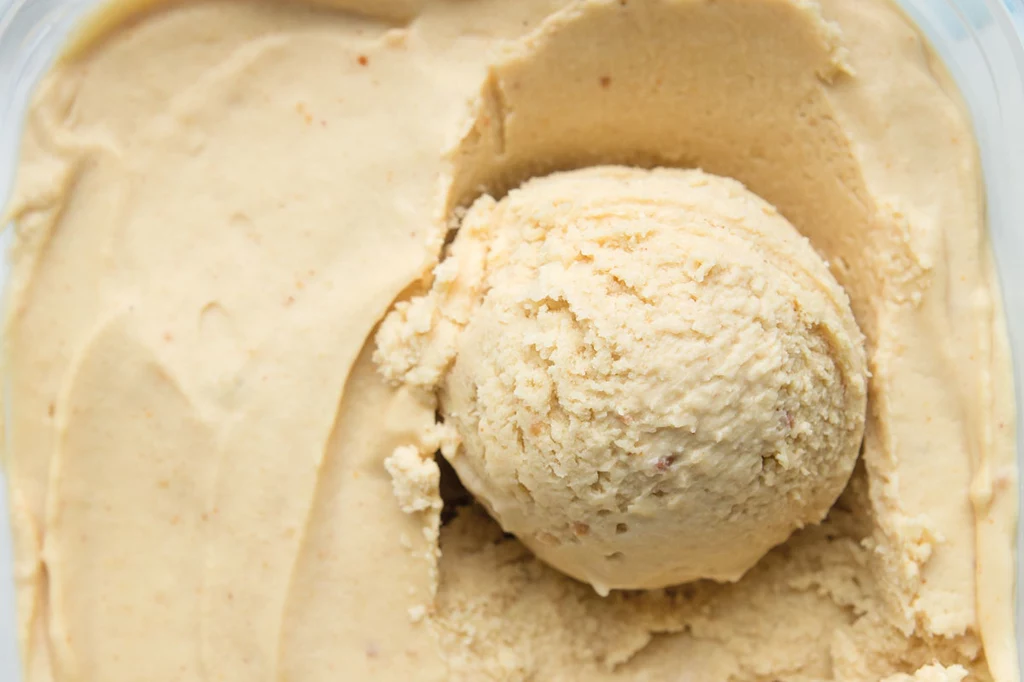 Lody z masłem orzechowym i curry Lody z masłem orzechowym i curry