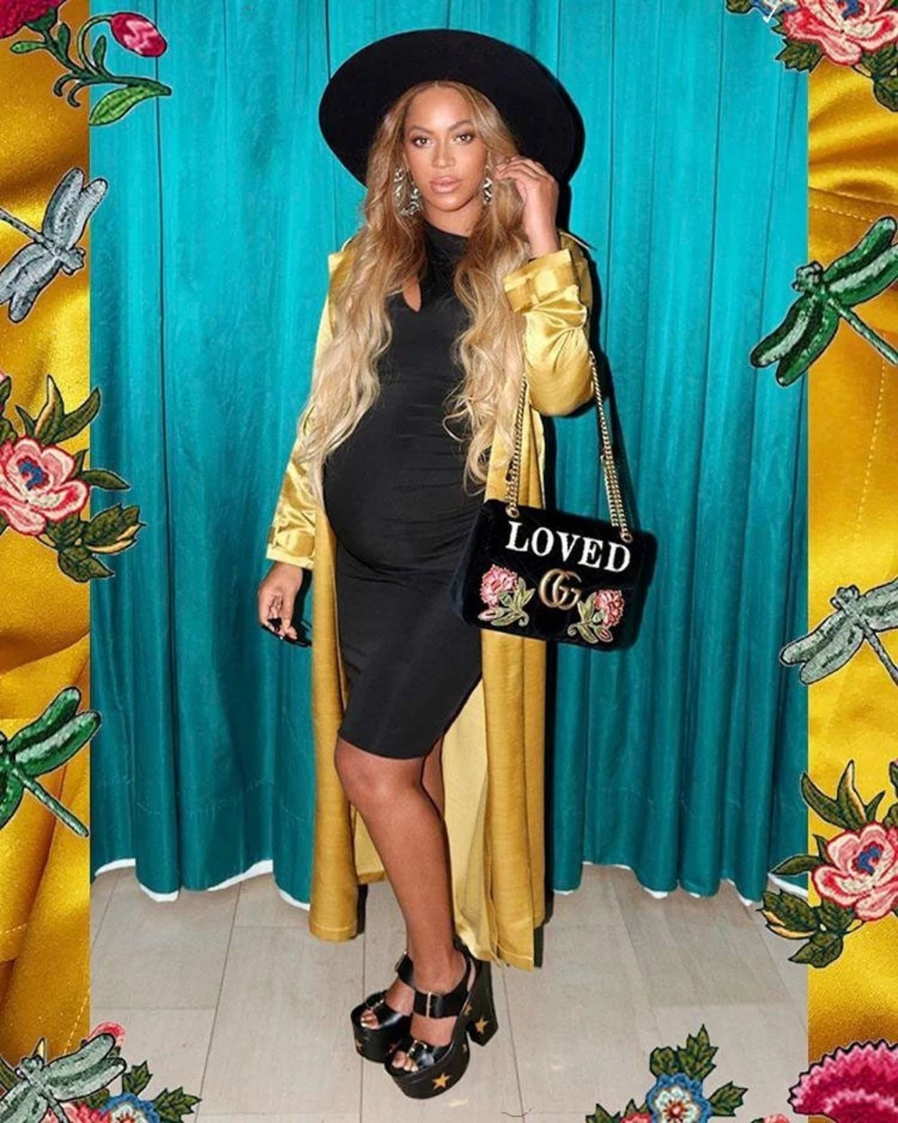 Beyonce w ciążowej sesji zdjęciowej Beyonce w ciążowej sesji zdjęciowej