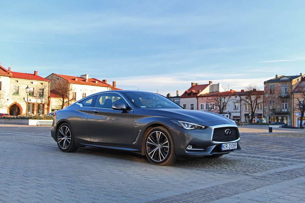 Infiniti Q60 2.0t