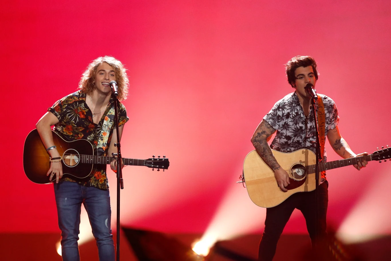 Manel Navarro (z lewej) z Hiszpanii