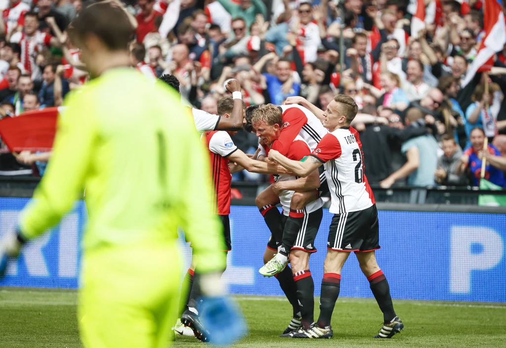 Dirk Kuyt w całym sezonie strzelił dziewięć goli - trzy z nich w ostatnim meczu z Heraclesem Dirk Kuyt w całym sezonie strzelił dziewięć goli - trzy z nich w ostatnim meczu z Heraclesem