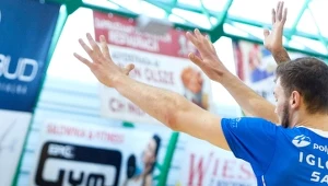 Łukasz Koszarek (z piłką) ze Stelmetu BC Zielona Góra