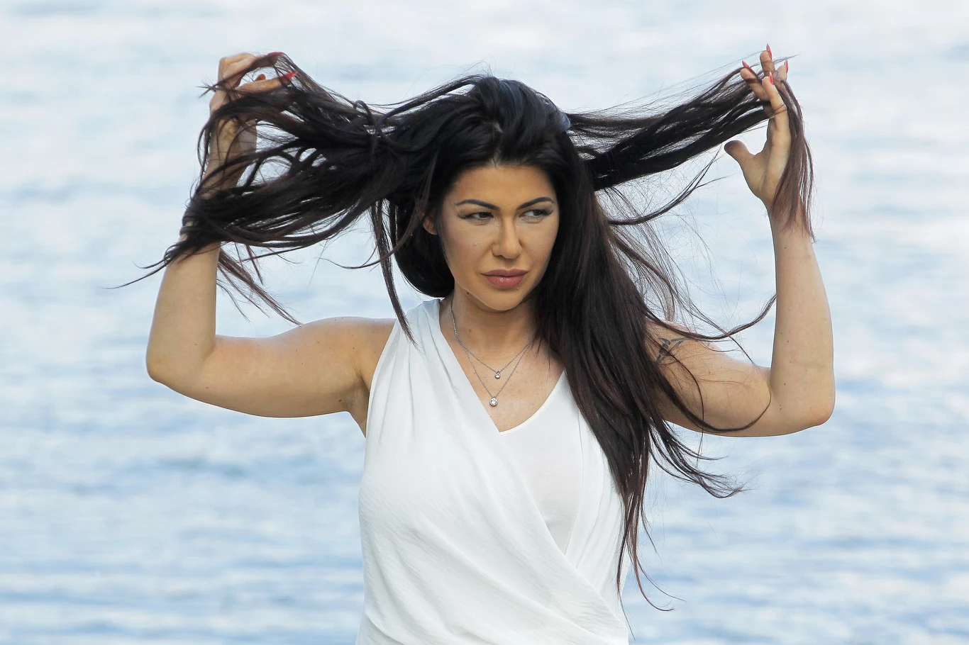 W ostatnich latach mało mówi się o karierze muzycznej Węgrowskiej, a częściej o jej życiu prywatnym. Głośno było m.in. o jej związkach z Krzysztofem Madeyskim i Maciejem Marciniakiem (ma z nim córkę Lilianę). 