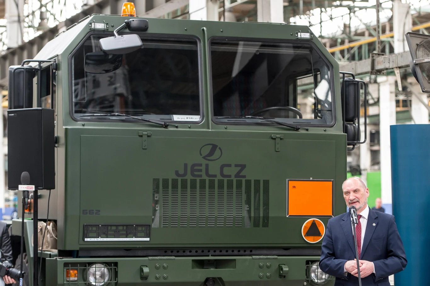 Produkcja wojskowych Jelczy