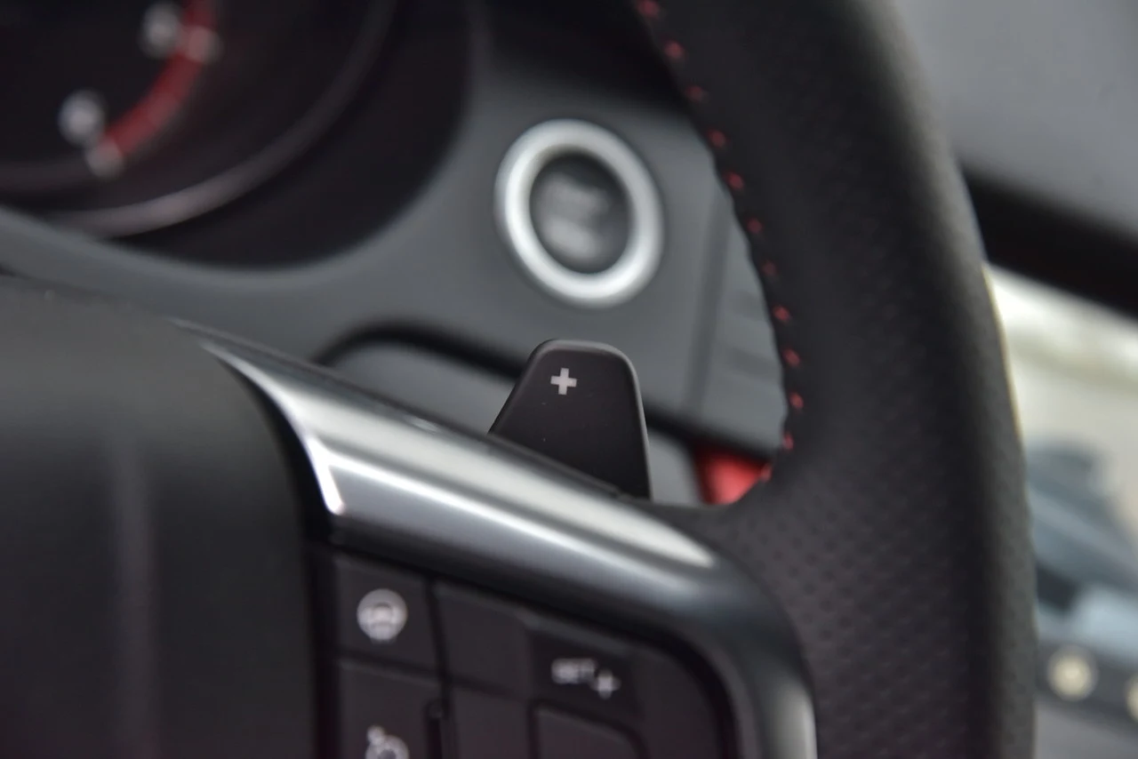 Land Rover Discovery Sport TD4 HSE Luxury