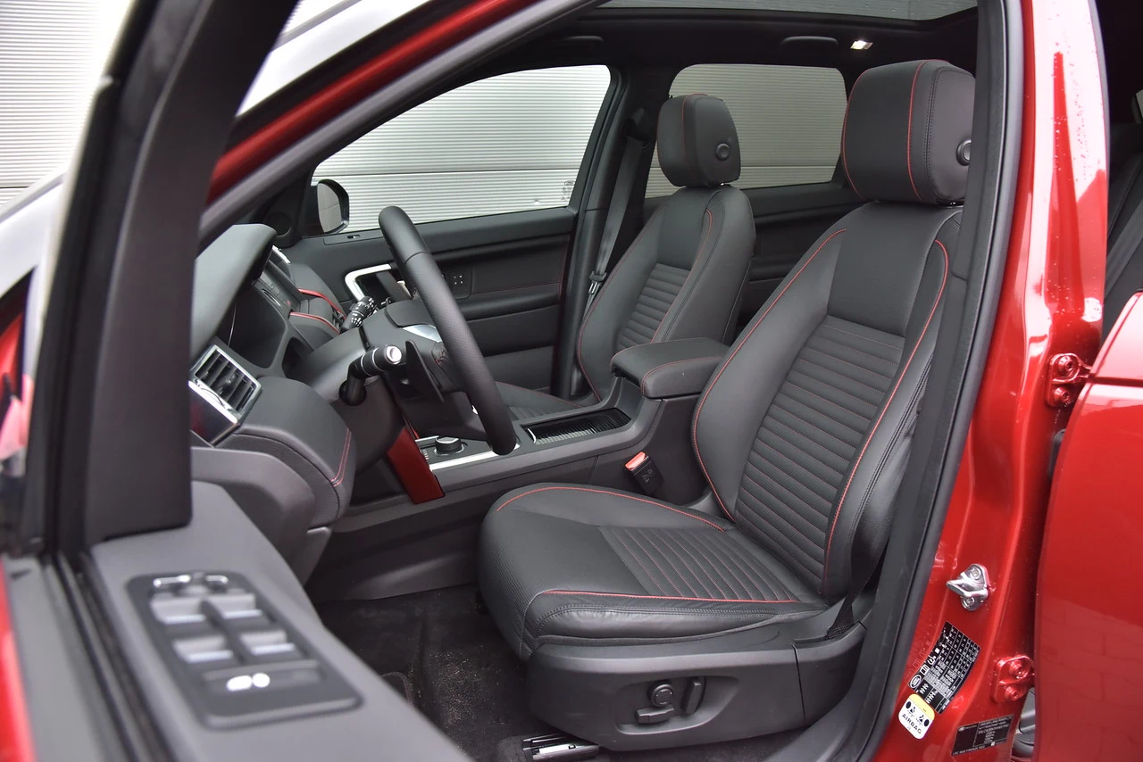 Land Rover Discovery Sport TD4 HSE Luxury