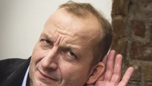 "Wolę pozycję obserwatora przysłuchującego się z uwagą temu, co mówią inni" - mówi Robert Górski 