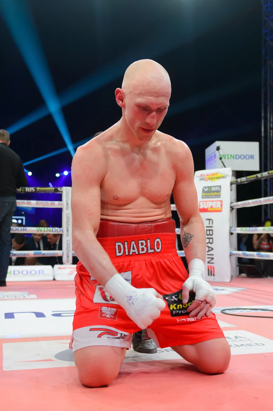 Krzysztof Włodarczyk wygrał z Noelem Gevorem niejednogłośnym werdyktem Krzysztof Włodarczyk wygrał z Noelem Gevorem niejednogłośnym werdyktem