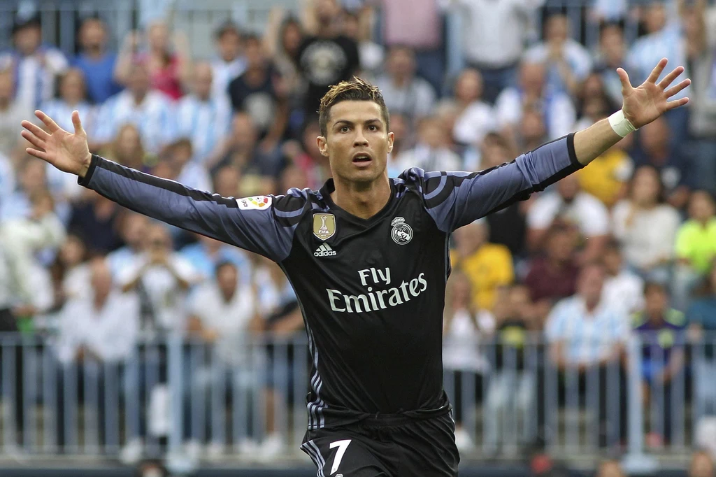 Cristiano Ronaldo Cristiano Ronaldo
