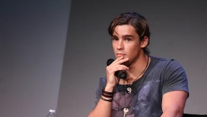 Brenton Thwaites w Nowym Jorku (2014)