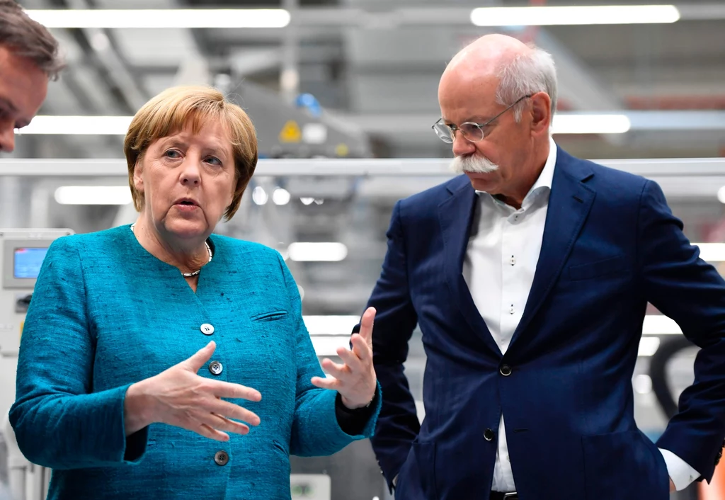 Angela Merkel i szef Daimlera Dieter Zetsche 