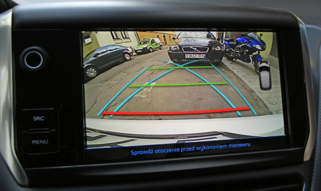 Kamera cofania to przydatny gadżet