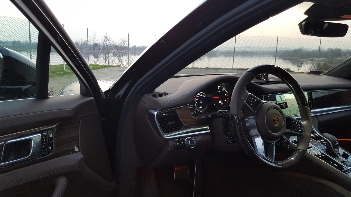 Porsche Panamera 4S Diesel 