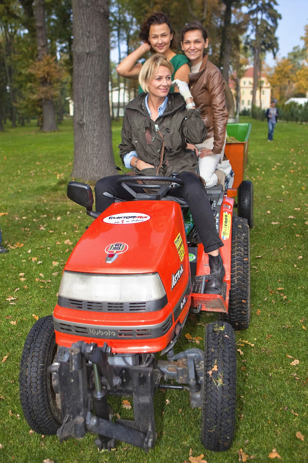 Popek i Moro na "Winobraniu z gwiazdami", 2013 rok Popek i Moro na "Winobraniu z gwiazdami", 2013 rok