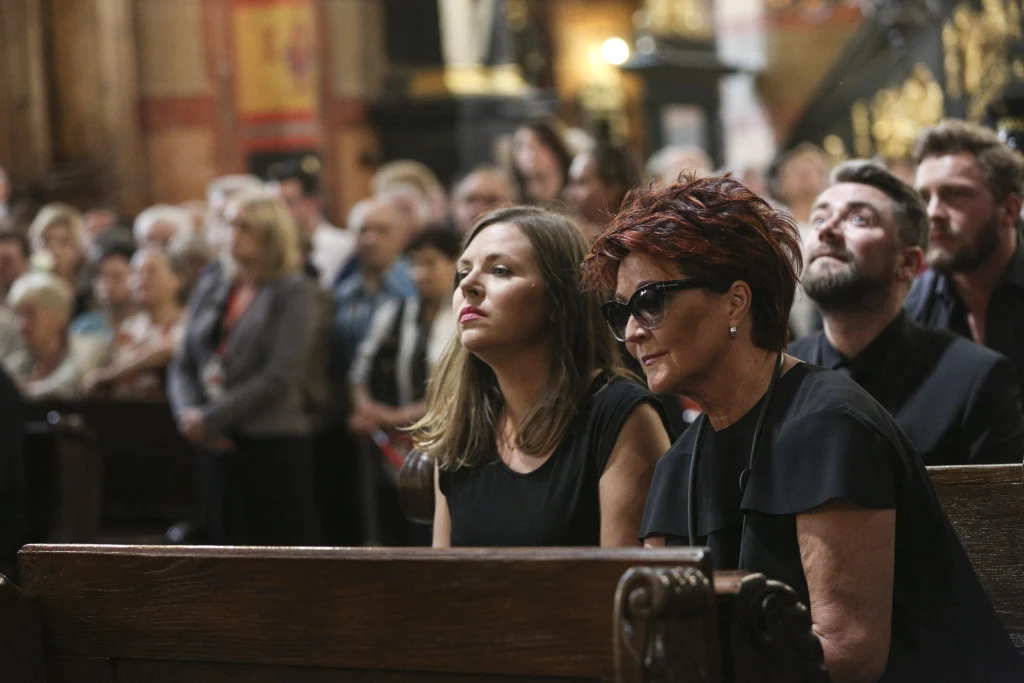 Ola Kwaśniewska z mamą, Kuba Badach i Sławek Uniatowski