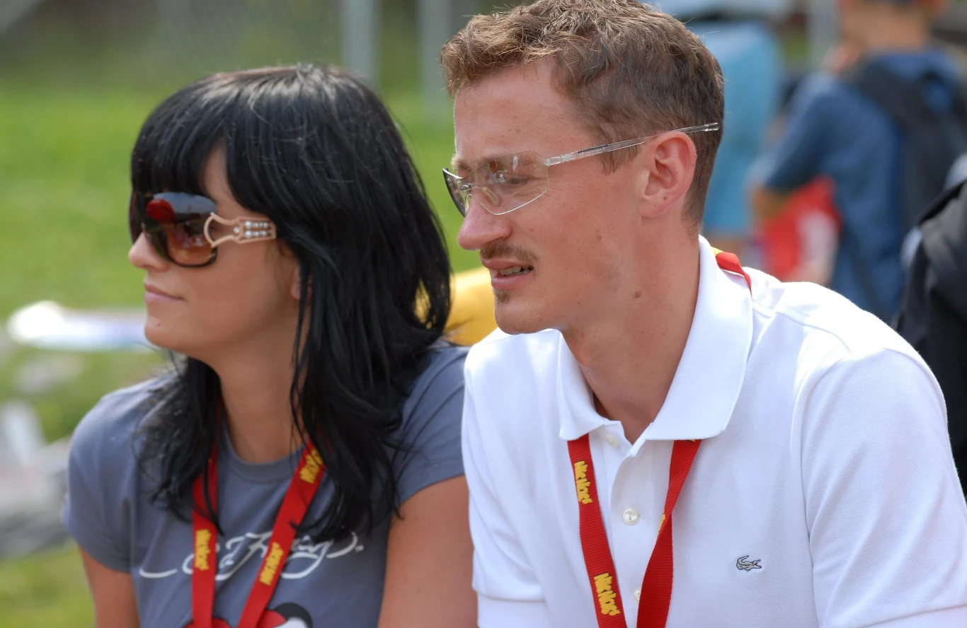 Adam Małysz z żoną, zdjęcie z 2007 roku Adam Małysz z żoną, zdjęcie z 2007 roku