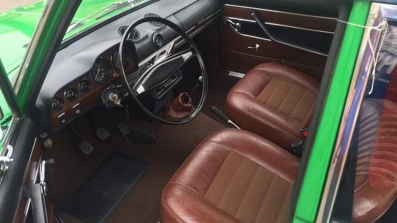 Właściciel samochodu chce za niego 3,5 miliona rubli