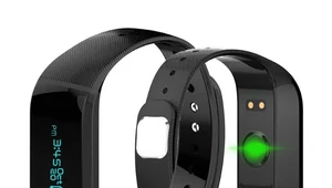 Smartwatch i dwa nowe smartbandy Manta