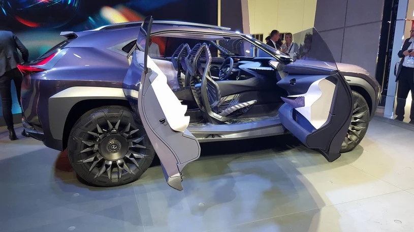 Lexus UX Concept