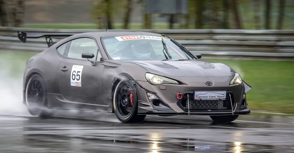 Wyścigowa Toyota GT86 