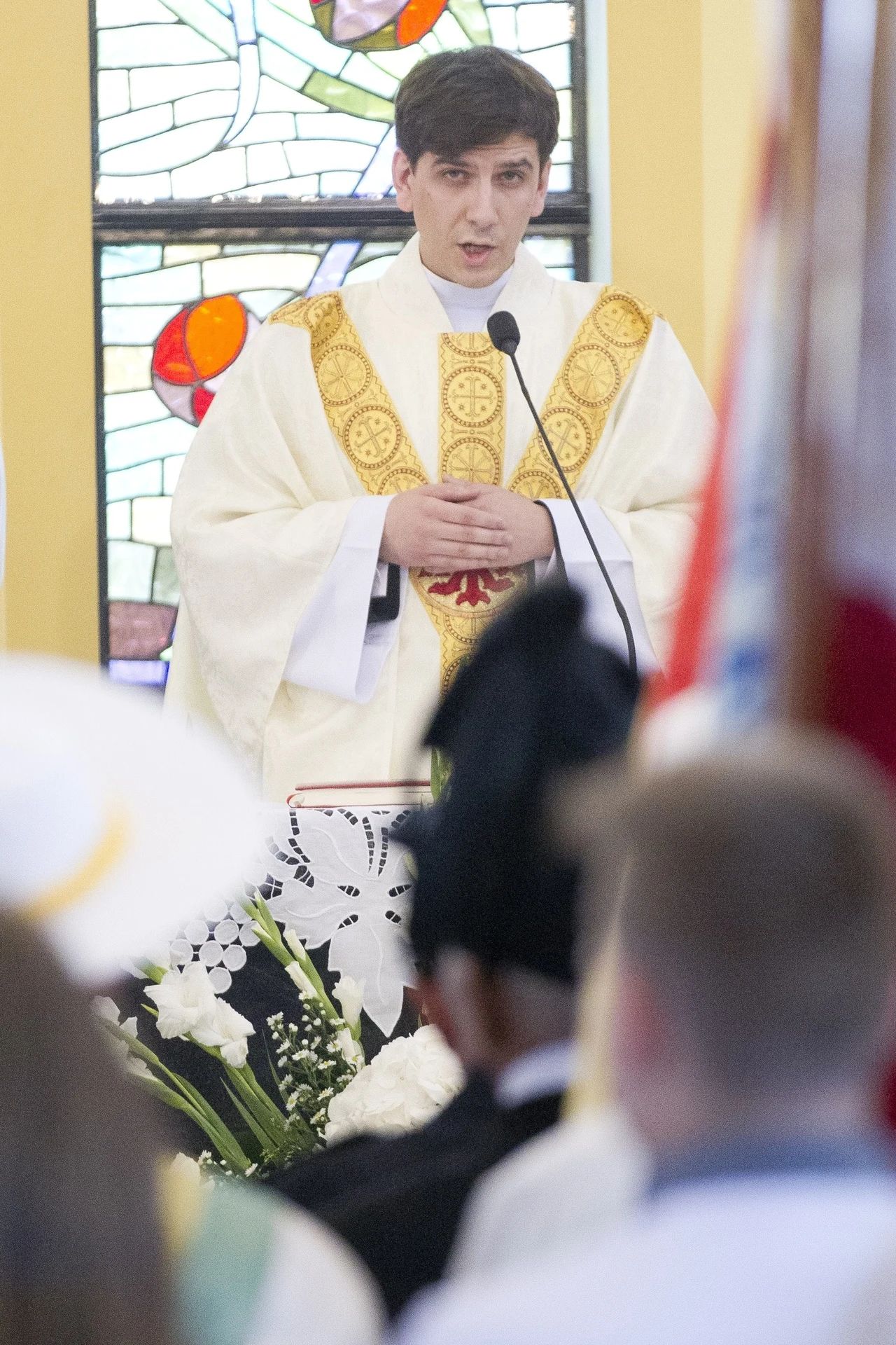 Tymoteusz Szydło podczas mszy prymicyjnej Tymoteusz Szydło podczas mszy prymicyjnej