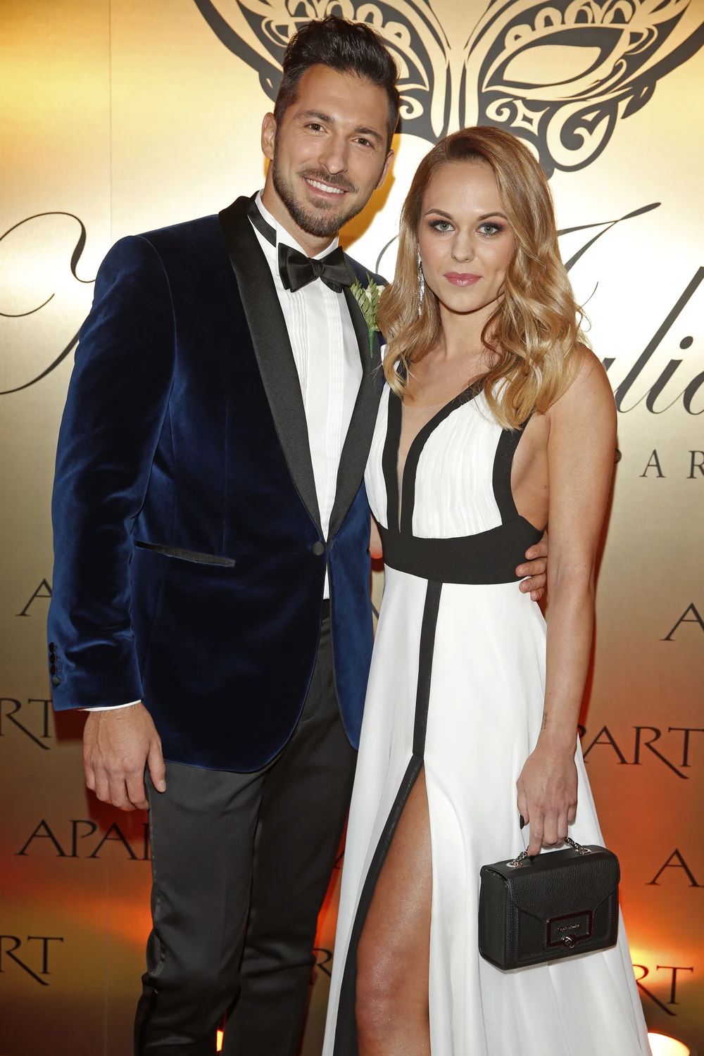 Para musi przełożyć ślub Para musi przełożyć ślub