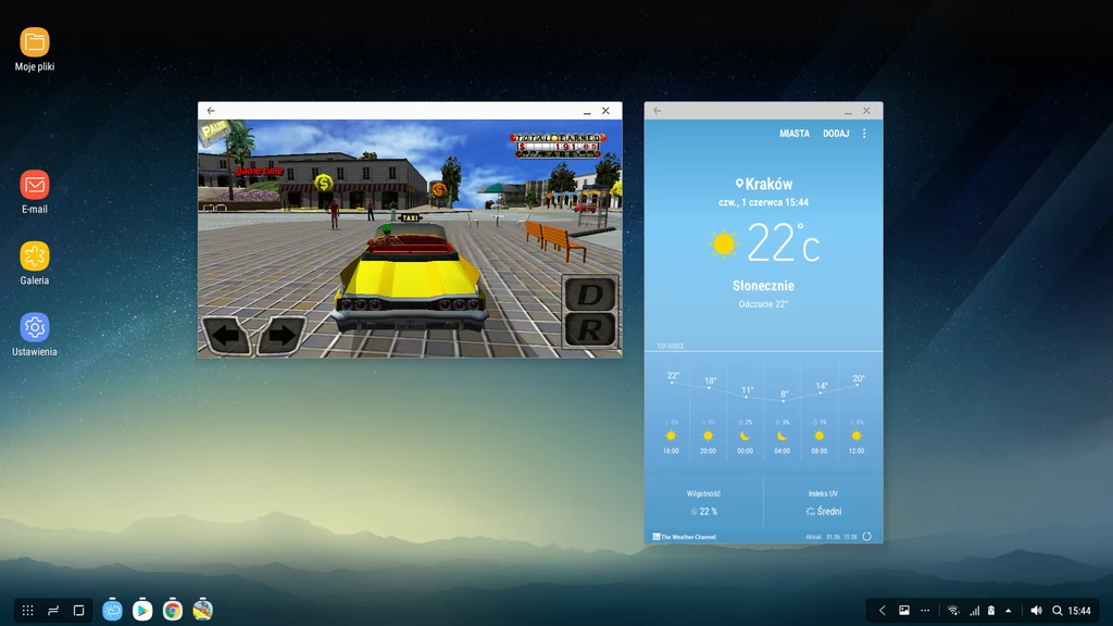 Samsung DeX - zrzut ekranu z pulpitu. Gra "Crazy Taxi" pozostaje uruchomiona w tak małym okienku, nie można tego zmienić