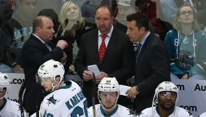 Bob Boughner (pierwszy z prawej)