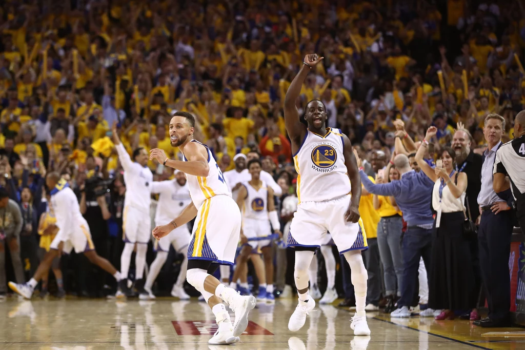 Koszykarze Golden State Warriors triumfują Koszykarze Golden State Warriors triumfują