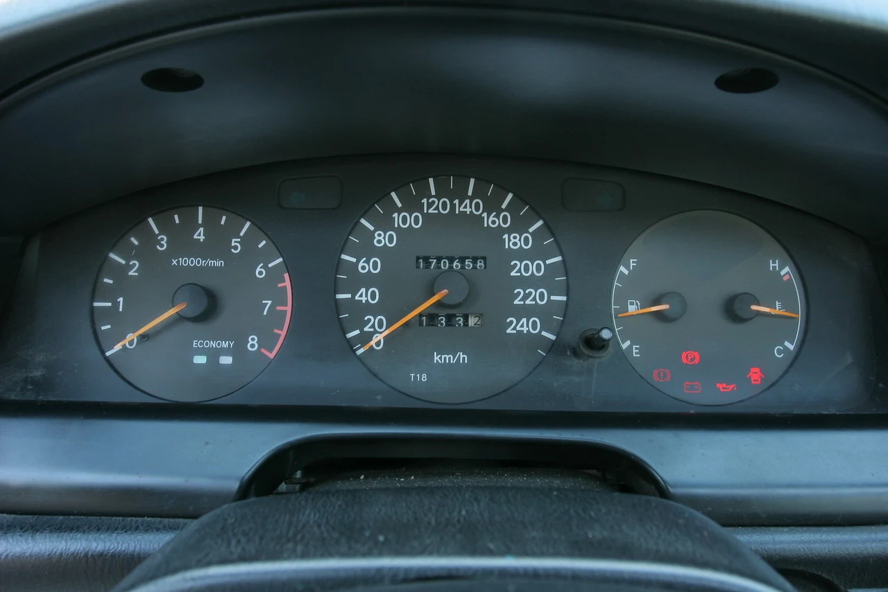 Toyota Carina E (1992-2006) Toyota Carina E (1992-2006)