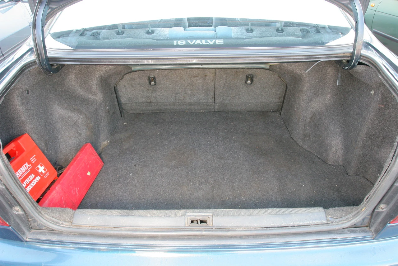 Toyota Carina E (1992-2006) Toyota Carina E (1992-2006)