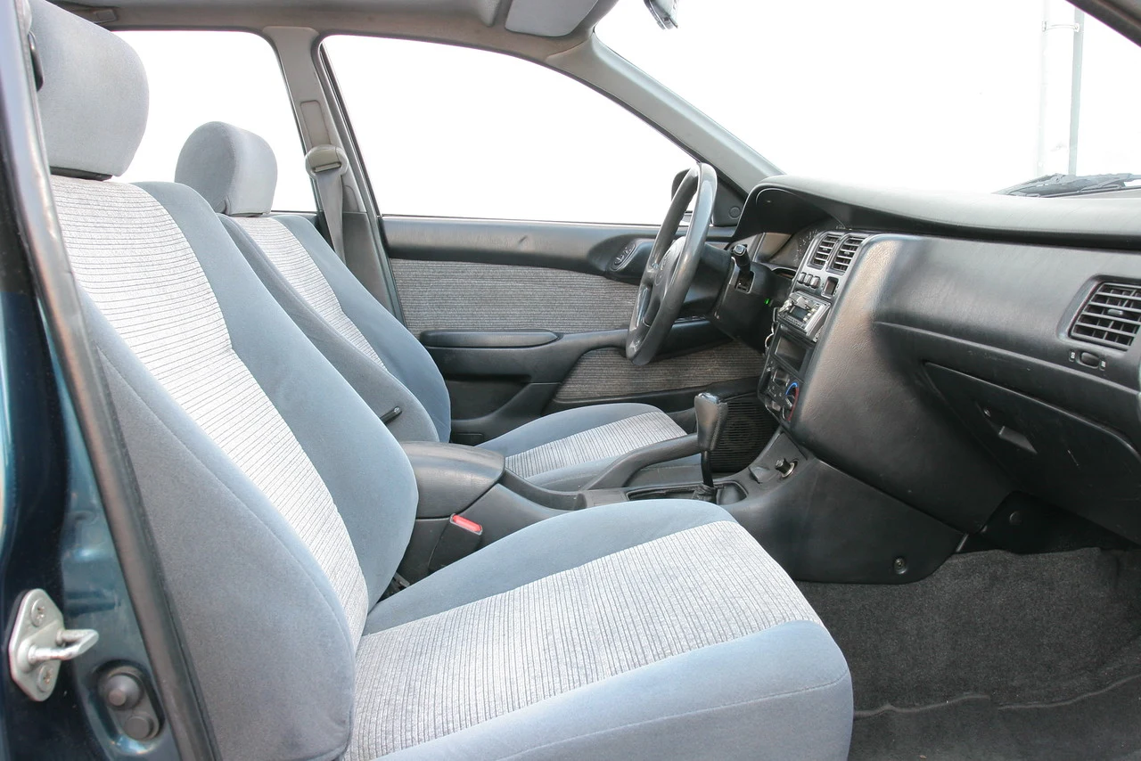 Toyota Carina E (1992-2006) Toyota Carina E (1992-2006)