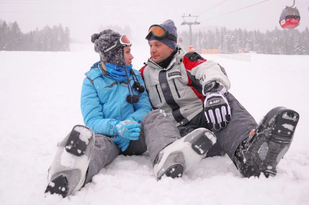 W opartym na biografii Agaty Mróz filmie "Nad życie" (2012), artysta wcielił się w męża bohaterki, Jacka Olszewskiego. Za swoją kreację aktor otrzymał - wraz z Olgą Bołądź - nominację do Węża w kategorii: Najgorszy duet na ekranie.