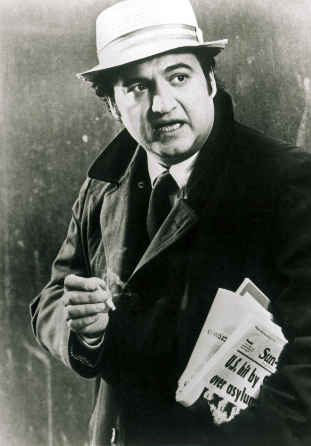 John Belushi w filmie "Przez kontynent" John Belushi w filmie "Przez kontynent"