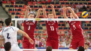 Polski blok (od lewej): Dawid Konarski, Mateusz Bieniek i Rafał Buszek 
