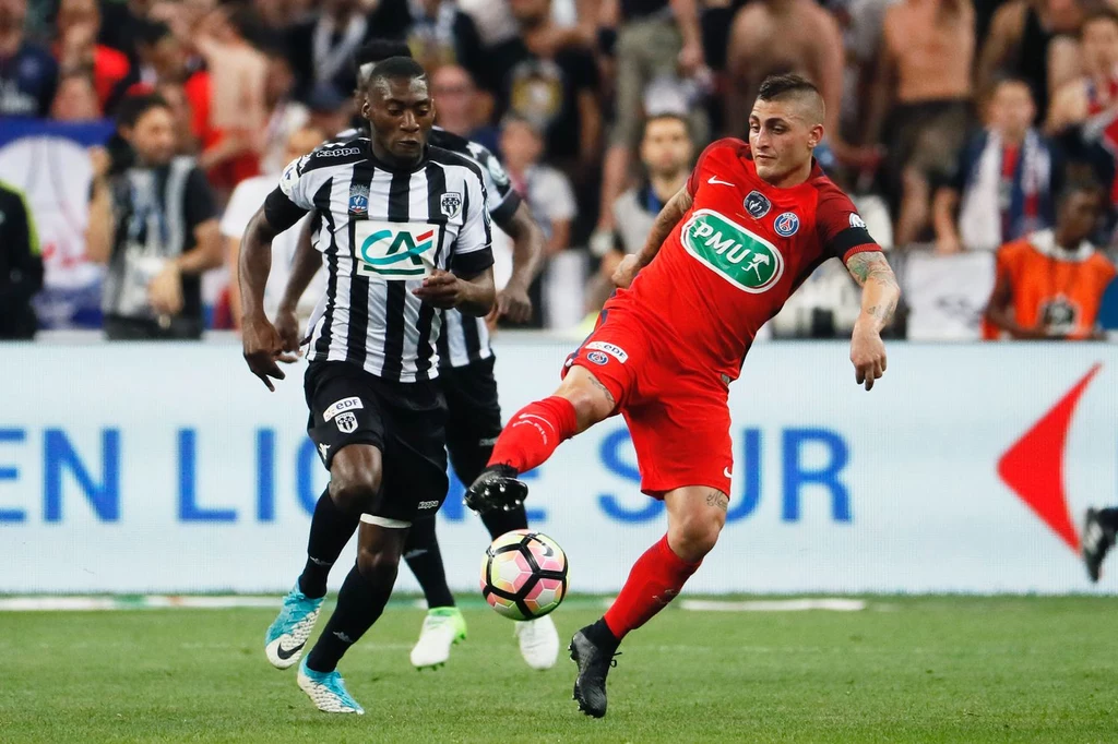 Marco Verratti (z prawej) podczas finałowego Pucharu Francji Marco Verratti (z prawej) podczas finałowego Pucharu Francji