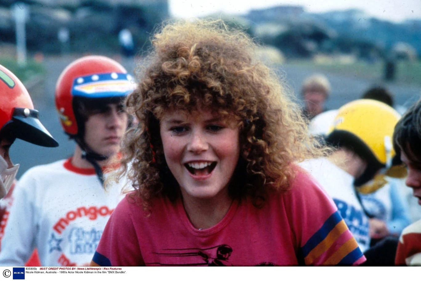 Nicole Kidman urodziła się w Honolulu, gdzie jej ojciec, Australijczyk żydowskiego pochodzenia, Anthony David Kidman, prowadził badania nad rakiem. Mieszkała w Stanach Zjednoczonych do czwartego roku życia, potem przeprowadziła się z rodzicami do Sydney w Australii.

Zaczęła brać lekcje baletu i aktorstwa już w wieku trzech lat. Kształciła się w St. Martin's Youth Theater, Australian Theater for Young People i Philip Street Theater.