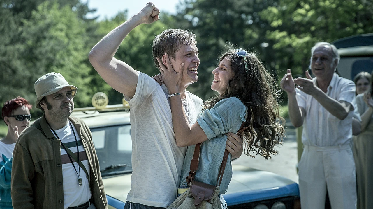 Co ciekawe, charakteryzacja Gierszała łączyła się też z noszeniem peruk - wykorzystano trzy modele. Ponadto do jego brzucha i klatki piersiowej doklejone były blizny.