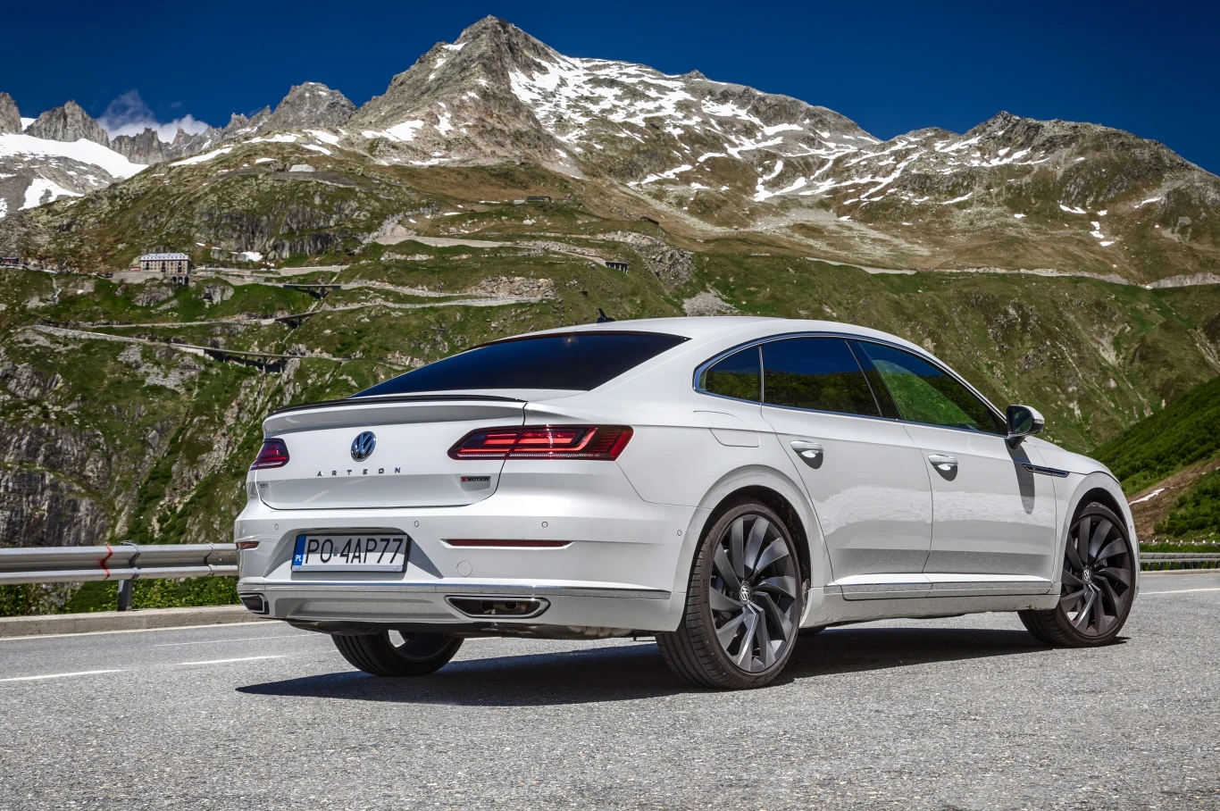 Volkswagen Arteon w Alpach