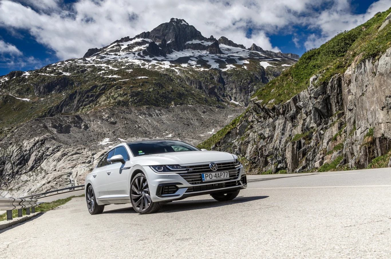 Volkswagen Arteon w Alpach
