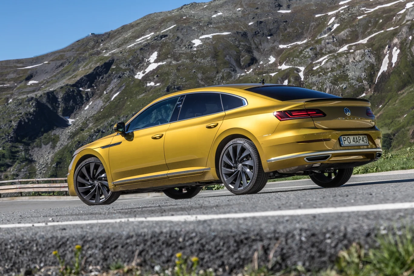 Volkswagen Arteon w Alpach