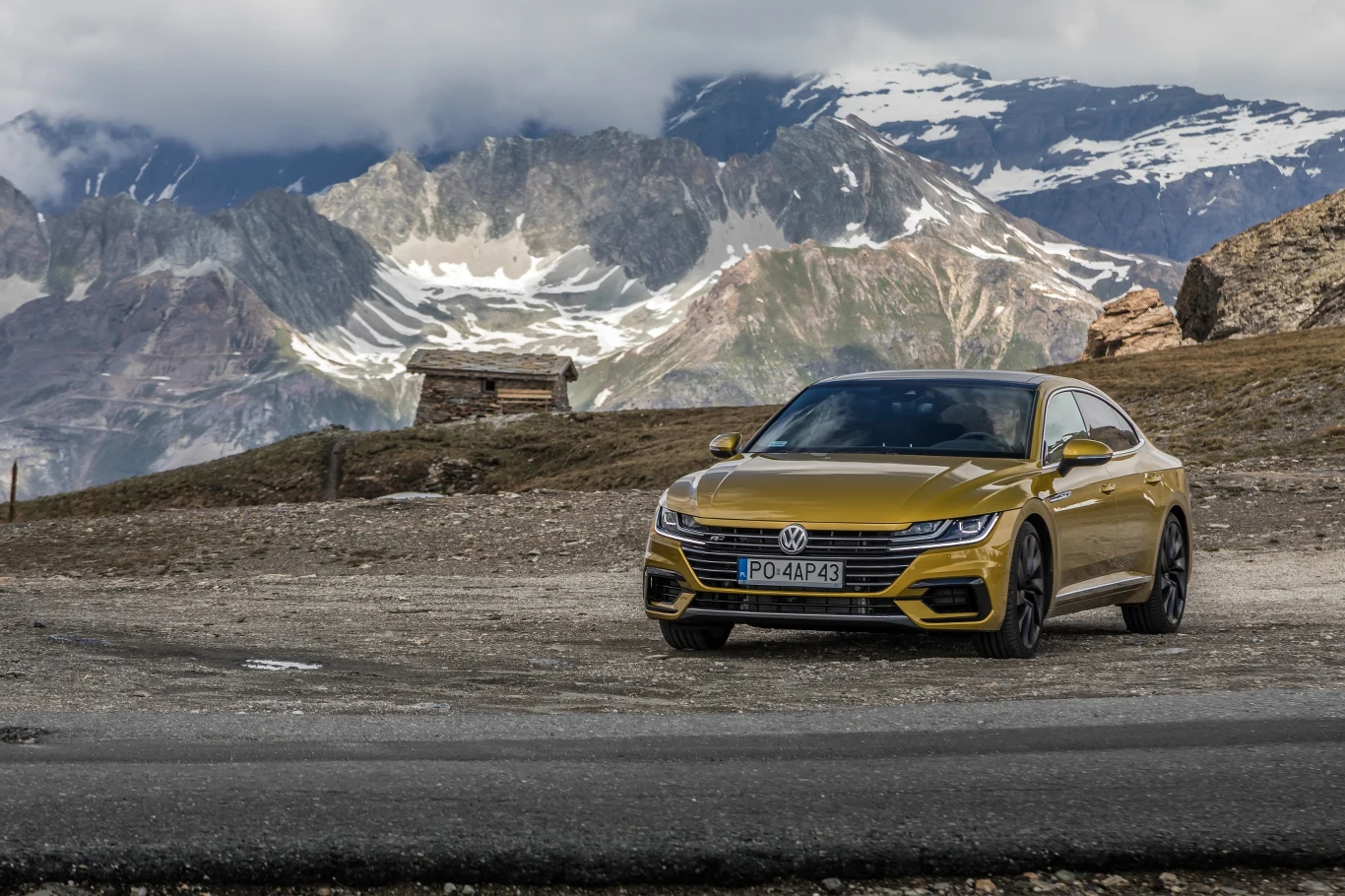 Volkswagen Arteon w Alpach
