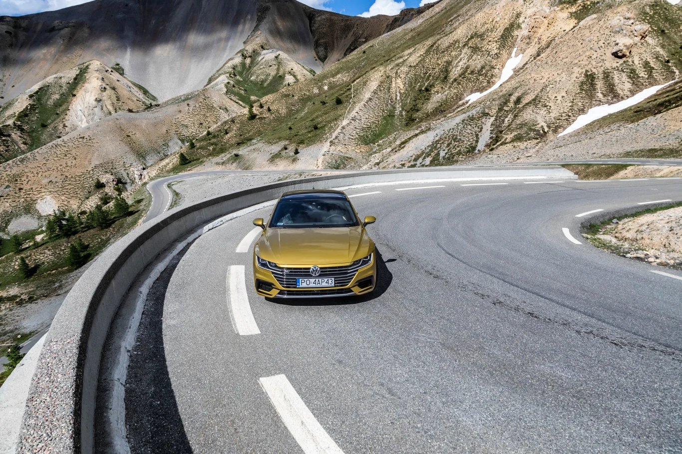 Volkswagen Arteon w Alpach