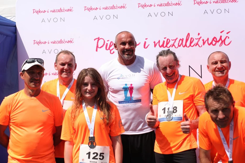Patricia Kazadi i Przemysław Saleta wzięli udział w biegu AVON Kontra Przemoc. Patricia Kazadi i Przemysław Saleta wzięli udział w biegu AVON Kontra Przemoc.