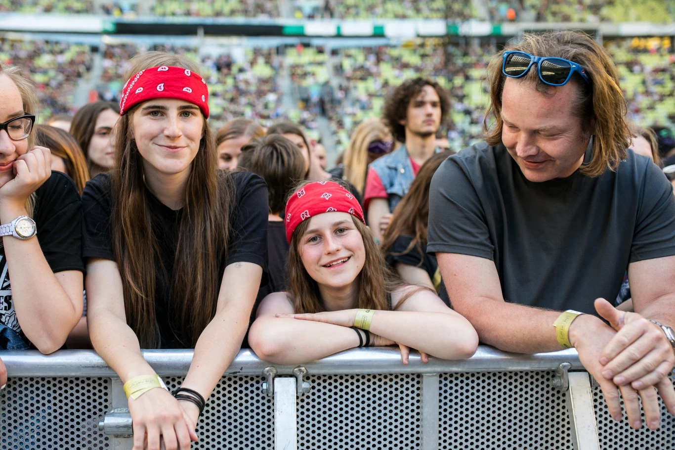 Fani na koncercie Guns N' Roses Fani na koncercie Guns N' Roses