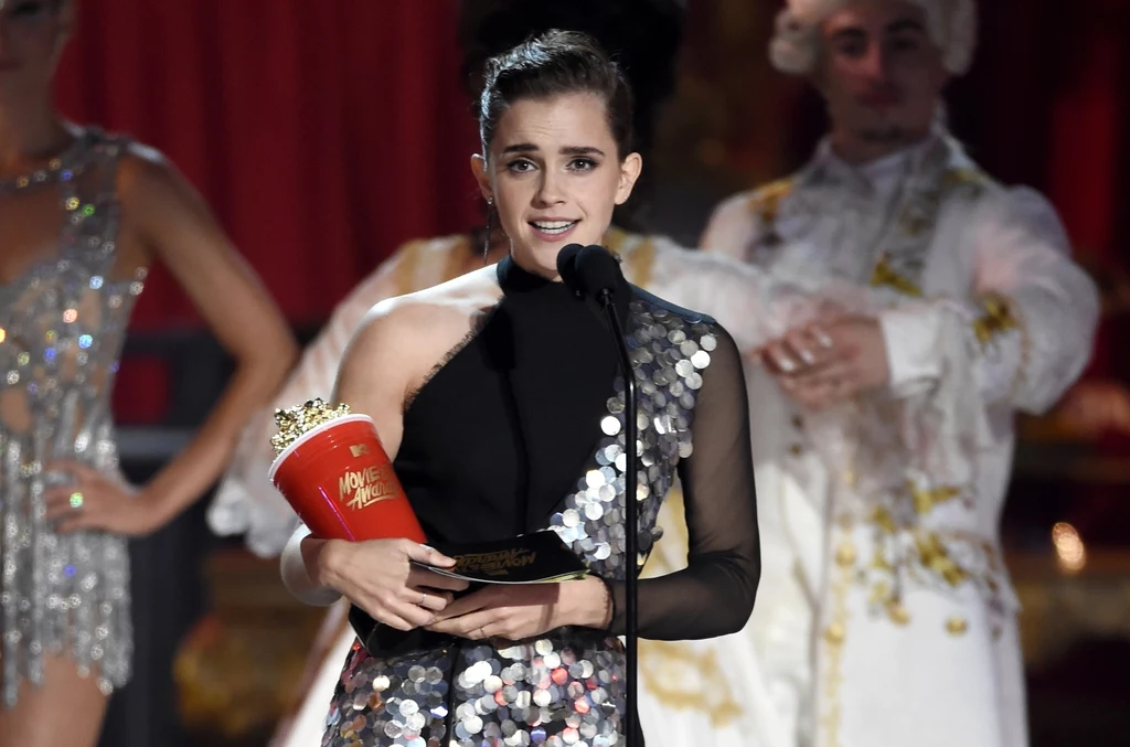 Emma zachwyciła odbierając nagrodę MTV Movie Awards