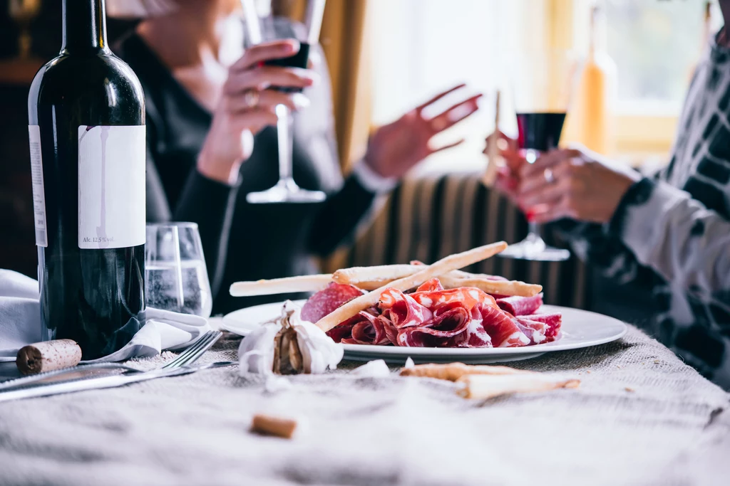 Tapas świetnie komponują się z winem