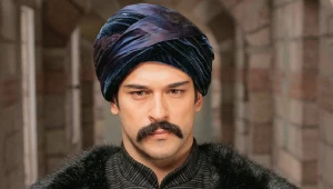 Burak Özçivit jak Bali Bej we "Wspaniałym stuleciu"
