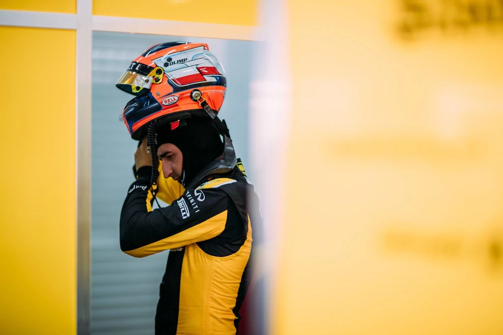 Robert Kubica podczas testów na torze w Walencji