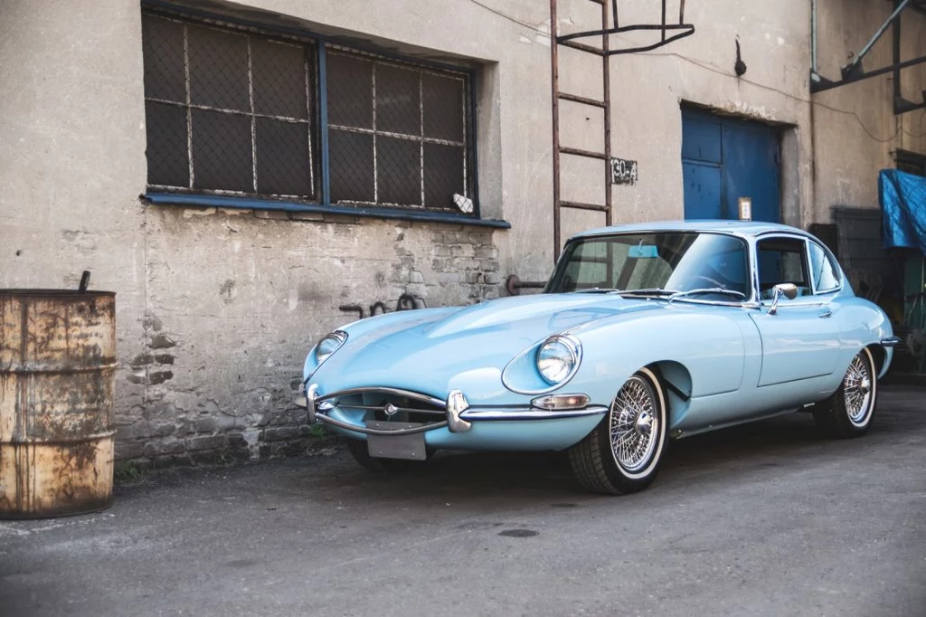 Jaguar E-Type – dostępny na aukcji Ardor Auctions 1 lipca 2017 r. Jaguar E-Type – dostępny na aukcji Ardor Auctions 1 lipca 2017 r.